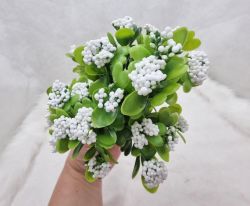  32cm-es, mutats, t szlas, apr virgos, zld buxus csokor: hfehr