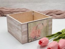  15cmx15cmx8cm-es antik hats fbl kszlt dekor-fik, sznes tblval: mandula