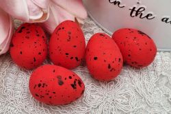  3,5cmx2cm-es festett frjtojs, hungarocellbl: piros